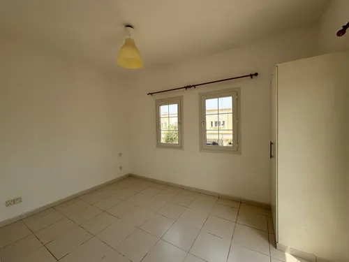 2 Bedrooms Villa in Springs 12