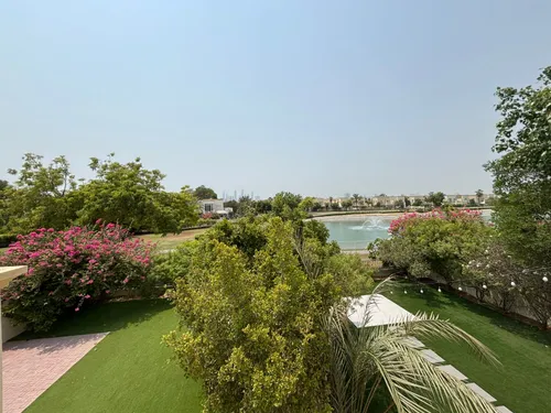 2 Bedrooms Villa in Springs 12