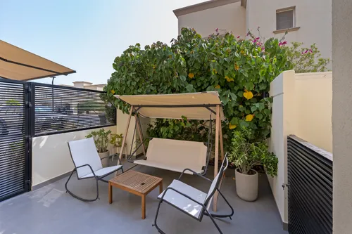 2 Bedrooms Villa in Springs 10