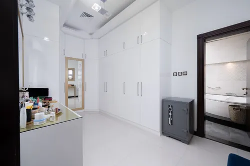 6 Bedrooms Villa in The Centro