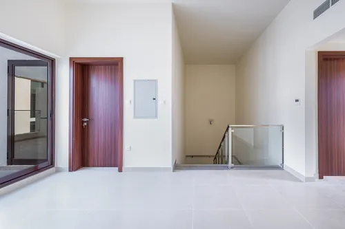 4 Bedrooms Villa in Cilia Building 8