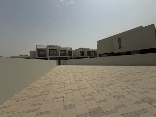 4 Bedrooms Villa in The Pulse Beachfront 3