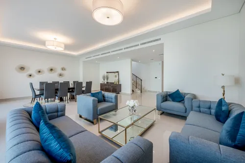 5 Bedrooms Villa in Umm Suqeim 1 Villas