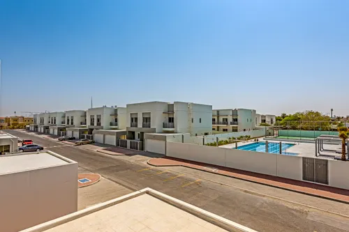 5 Bedrooms Villa in Umm Suqeim 1 Villas
