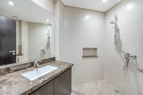 5 Bedrooms Villa in Umm Suqeim 1 Villas