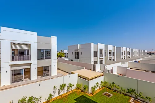 5 Bedrooms Villa in Umm Suqeim 1 Villas