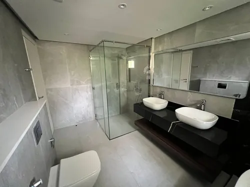 4 Bedrooms Villa in Meadows 6