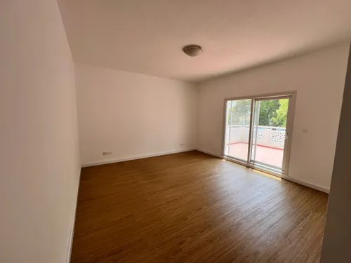 4 Bedrooms Villa in Meadows 6