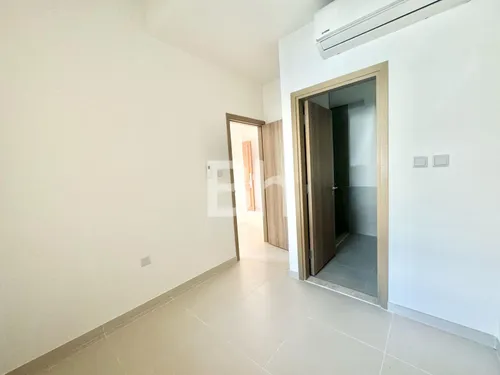 4 Bedrooms Villa in La Rosa 6