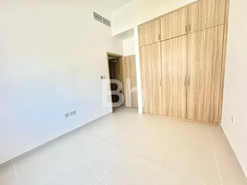 4 Bedrooms Villa in La Rosa 6
