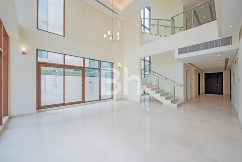 Corner Unit | Closed Kitchen | Single Row