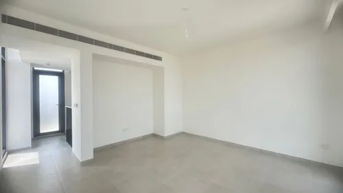 4 Bedrooms Villa in Mudon Al Ranim 1