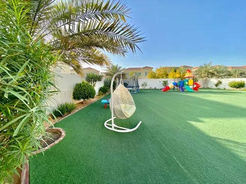 4 Bedrooms Villa in Jumeirah Park
