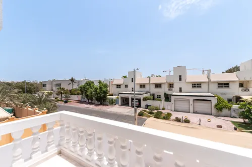 5 Bedrooms Villa in Umm Suqeim 2