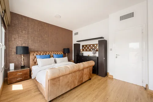 2 Bedrooms Villa in Springs 1