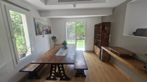2 Bedrooms Villa in Springs 1
