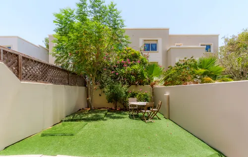 3 Bedrooms Villa in Arabian Style