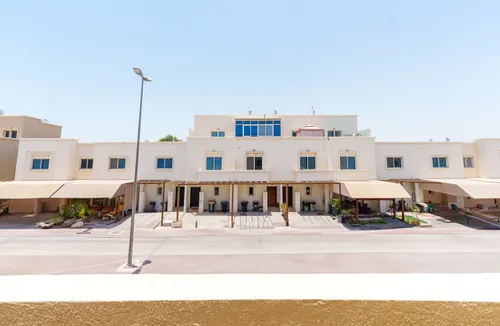 3 Bedrooms Villa in Arabian Style