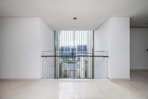 5 Bedrooms Villa in Golf Place 1