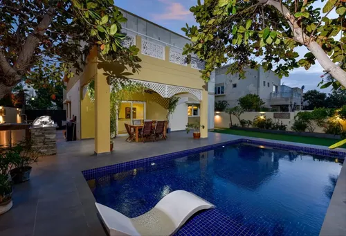 4 Bedrooms Villa in Meadows 9