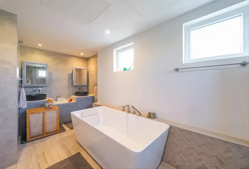 4 Bedrooms Villa in Meadows 9