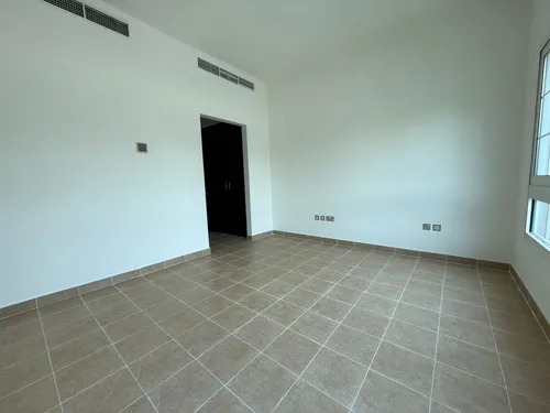 2 Bedrooms Villa in District 7F