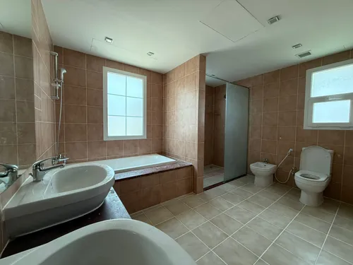 2 Bedrooms Villa in District 7F