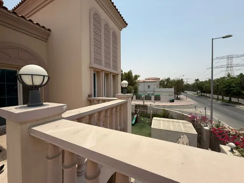 2 Bedrooms Villa in District 7F