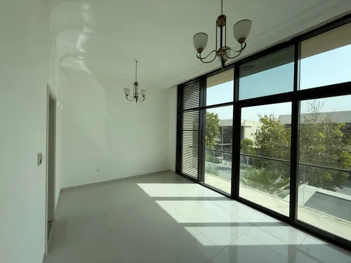 5 Bedrooms Villa in Silver Springs 1