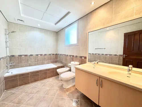 4 Bedrooms Villa in Western Residence South