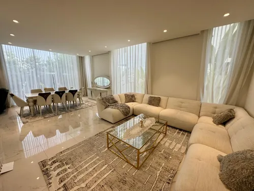 6 Bedrooms Villa in Al Furjan West