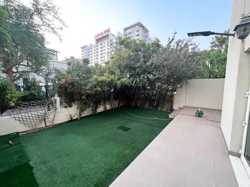 3 Bedrooms Villa in Quortaj
