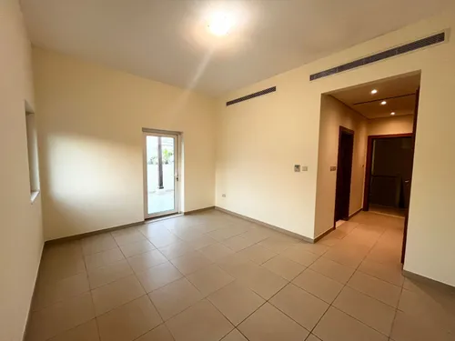 3 Bedrooms Villa in Quortaj
