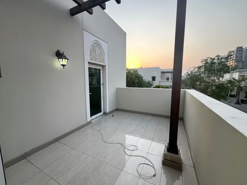 3 Bedrooms Villa in Quortaj
