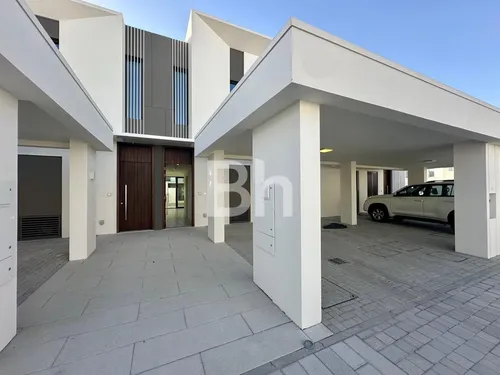 Single Row | Vacant | Unfurnished | Brand New