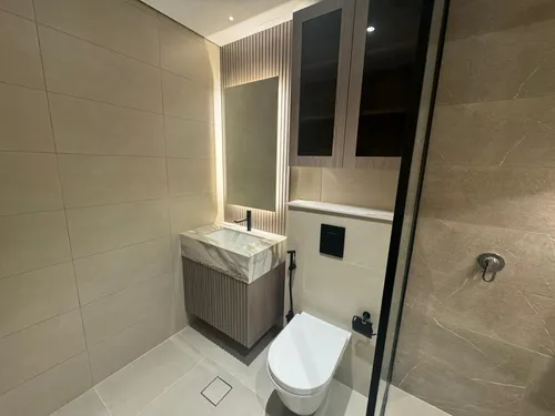 2 Bedrooms Apartment in 555 Park Views