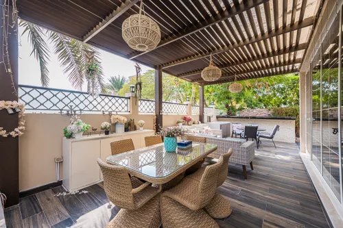 5 Bedrooms Villa in The Centro