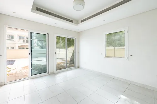 5 Bedrooms Villa in Mediterranean Villas