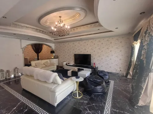 3 Bedrooms Villa in Springs 1