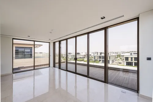 6 Bedrooms Villa in Golf Place 2