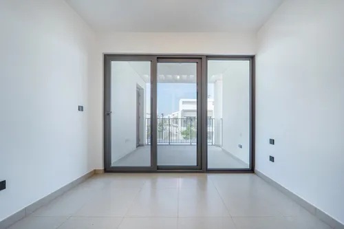 4 Bedrooms Villa in Aura