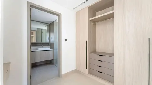 4 Bedrooms Villa in Aura