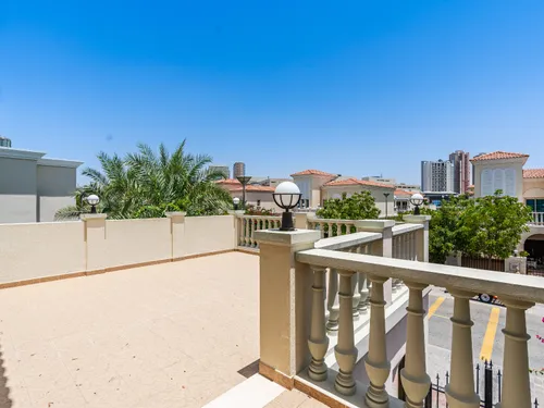 2 Bedrooms Villa in Mediterranean Villas