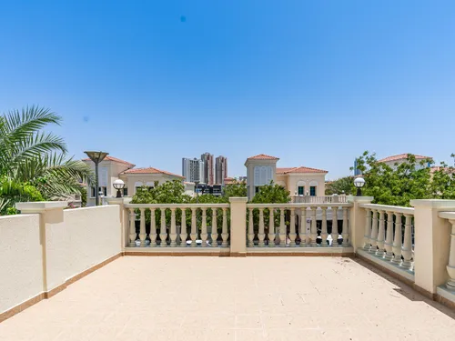 2 Bedrooms Villa in Mediterranean Villas