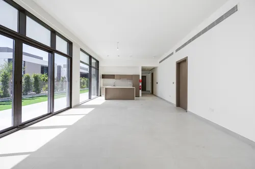 5 Bedrooms Villa in Tilal Al Furjan