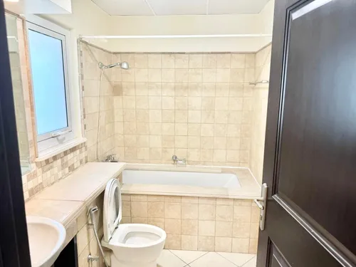 5 Bedrooms Villa in Ponderosa