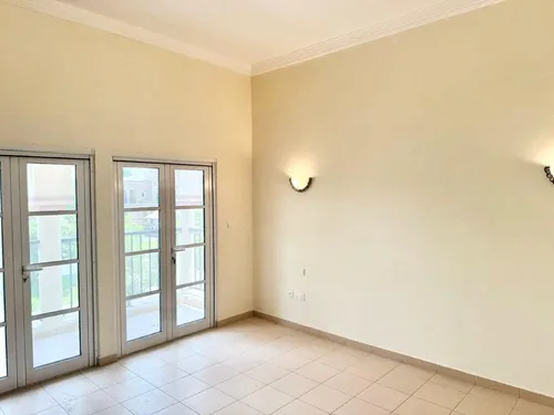 5 Bedrooms Villa in Ponderosa