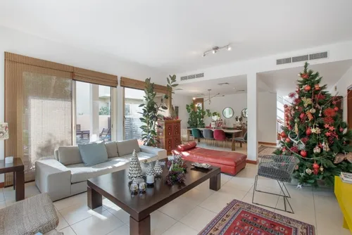 3 Bedrooms Villa in Saheel 1