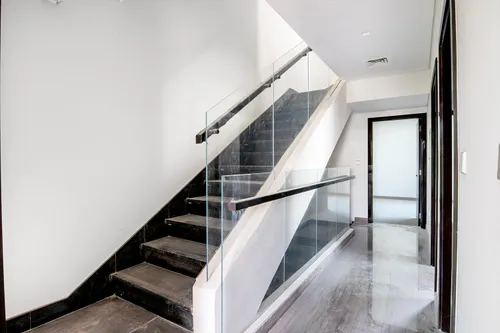 5 Bedrooms Villa in Silver Springs 3