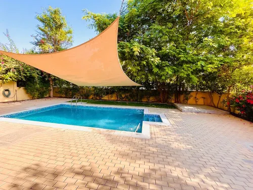 5 Bedrooms Villa in The Centro